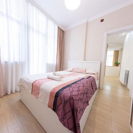 5 Apartment In One Boulding - Near Stadium 바투미 외부 사진