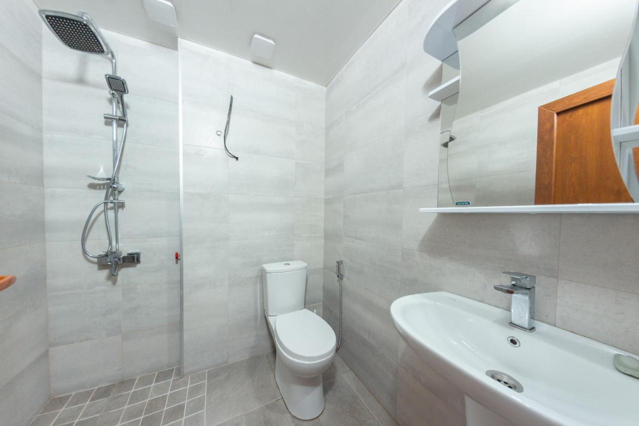 5 Apartment In One Boulding - Near Stadium 바투미 외부 사진